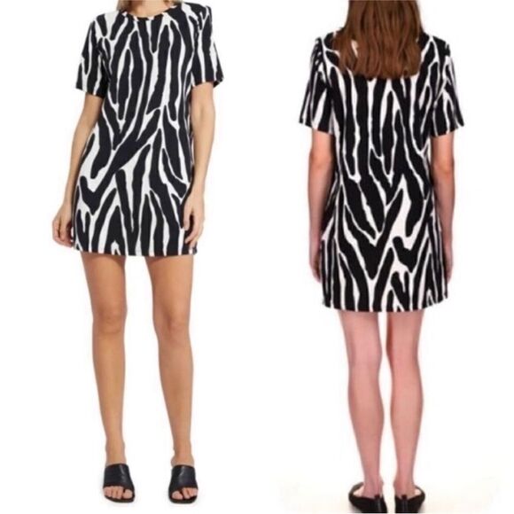 Sanctuary NWT Replay t-shirt Dress Brushwork
Print Size 3X - Picture 1 of 7